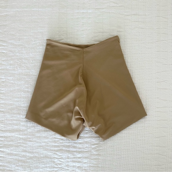 tan shapewear - Picture 4 of 4